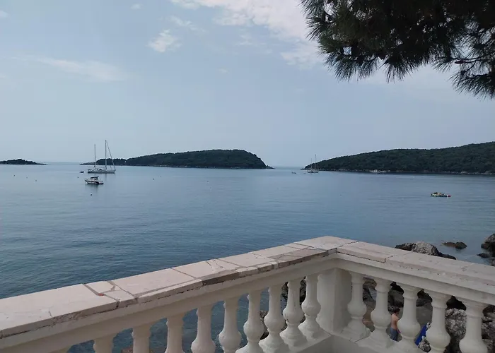 Captain\'S Villa